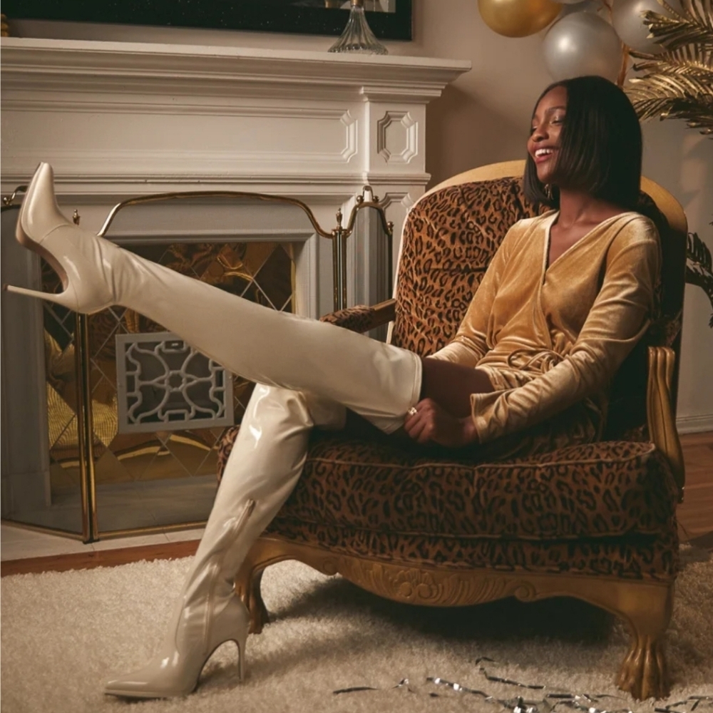 Lekisha Stiletto Boot White Faux Leather Knee High Size 7 ShoeDazzle